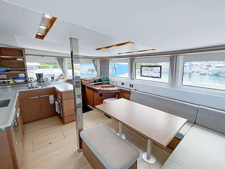 Wynajmij Luksusowy jacht z lub bez skippera Lagoon w Brytyjskie Wyspy Dziewicze