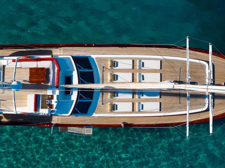 Wynajem łodzi Marmaris tanio SERENITY 86