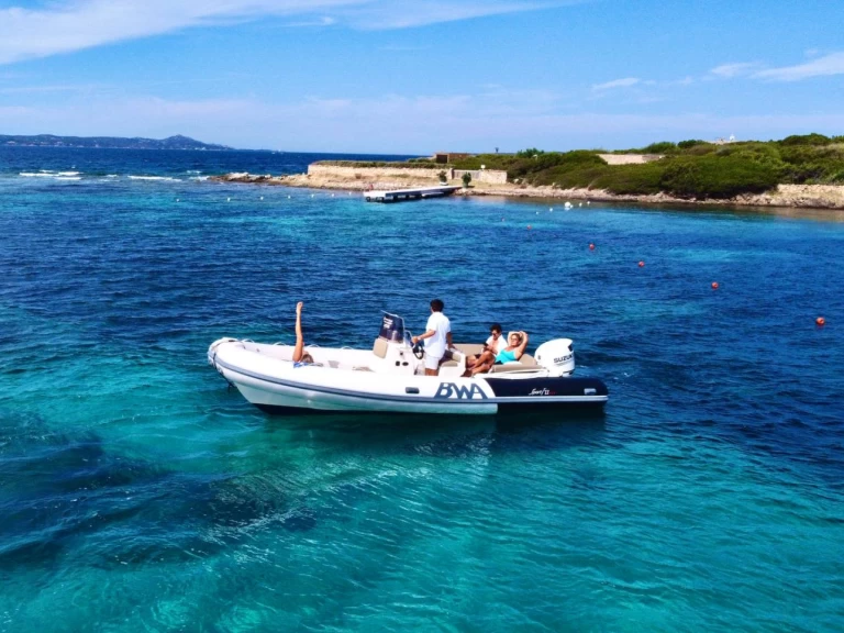 Wynajmij Bwa Sport 22 w Porto Rotondo