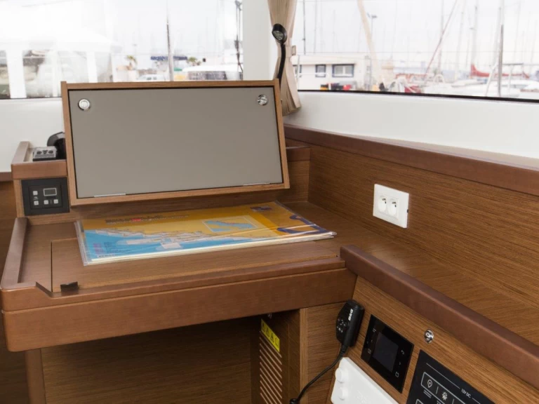 Wynajem Katamaran w Split - Lagoon Lagoon 40