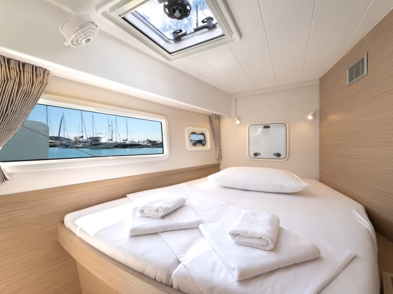 Wynajmij Lagoon Lagoon 42 w Split