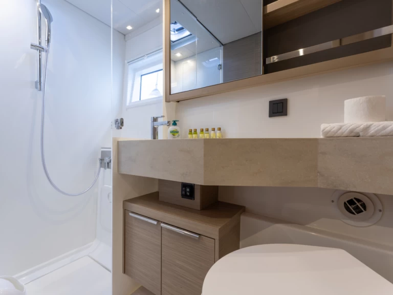 Wynajmij Lagoon Lagoon 46 w Split