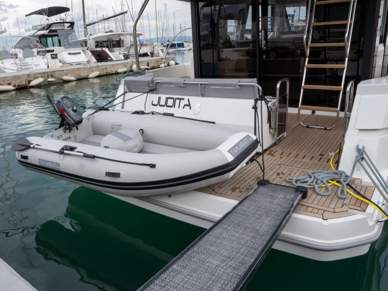 Wynajem łodzi Split tanio Swift Trawler 41