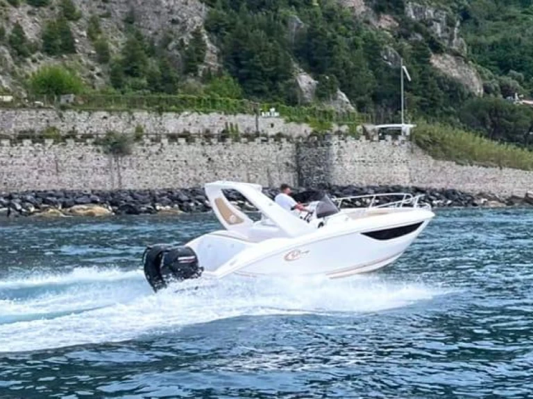 Wynajem Motorówka SP z patentem 