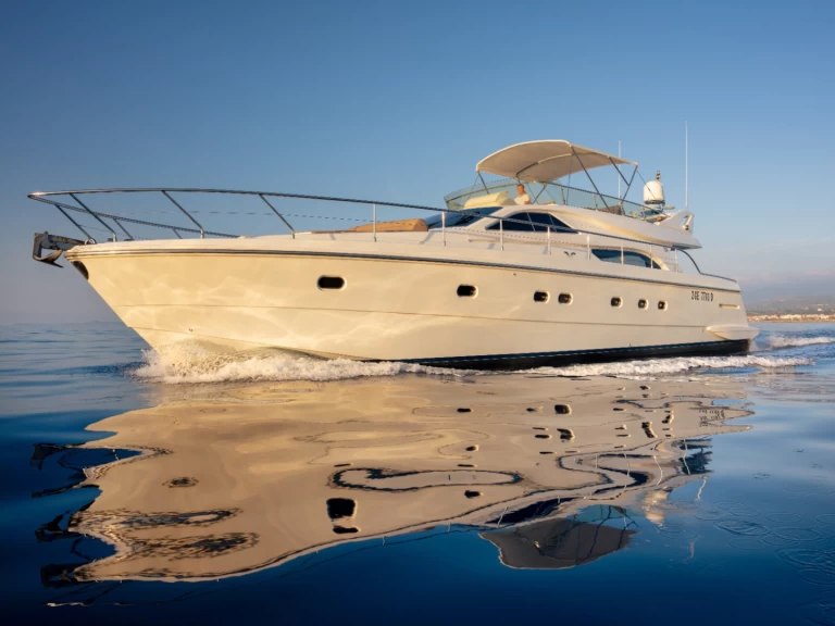 Ferretti Ferretti 57 między profesjonalistami a osobami prywatnymi w Milazzo