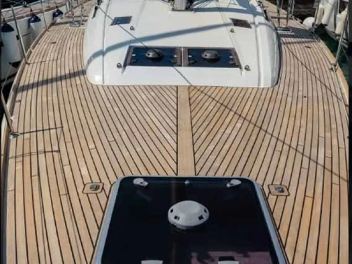 Wynajem łodzi Tropea tanio Sun Odyssey 519