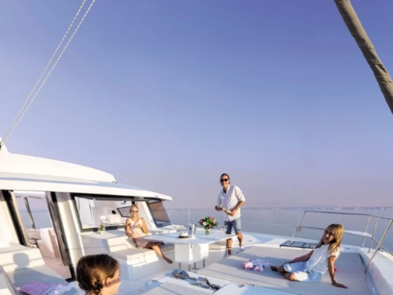 Bali Bali 5.4 między profesjonalistami a osobami prywatnymi w Marsh Harbour