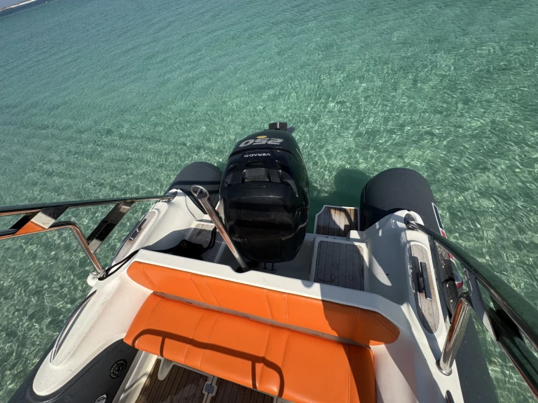 Wynajmij Łódż półsztywna z lub bez skippera Valiant w Port la Forêt