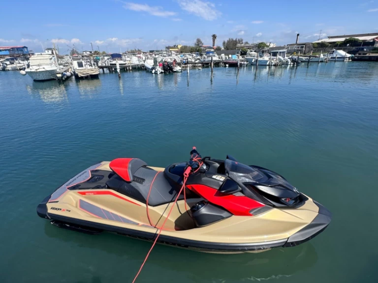 Jet ski do wynajmu w Cannigione w najlepszej cenie