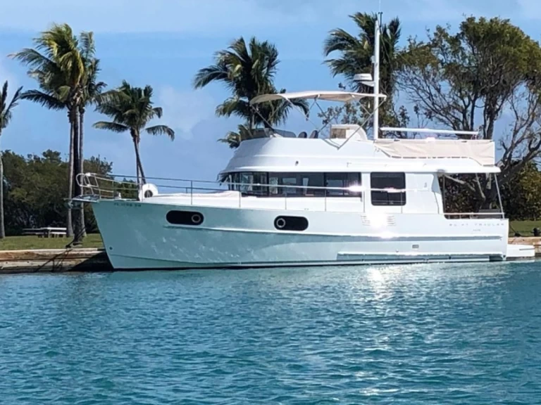 Wynajem w Golfe-Juan- Bénéteau Swift Trawler 44 na SamBoat