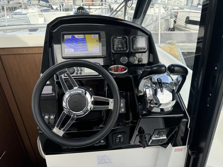 Wynajmij Jeanneau Merry Fisher 895 w La Forêt-Fouesnant