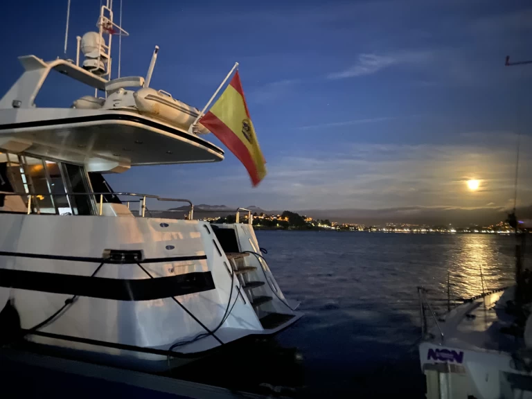 Wynajem łodzi Mefasa Sport Fly 80 w Marbella na SamBoat 