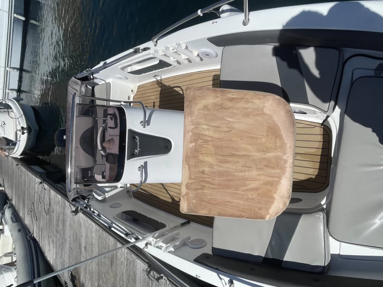 Wynajmij Aquabat Sport Line 19 w Marsylia