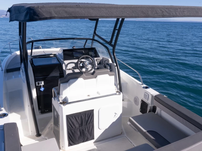 Wynajem Motorówka w Ičići - Jeanneau Cap Camarat 7.5 WA