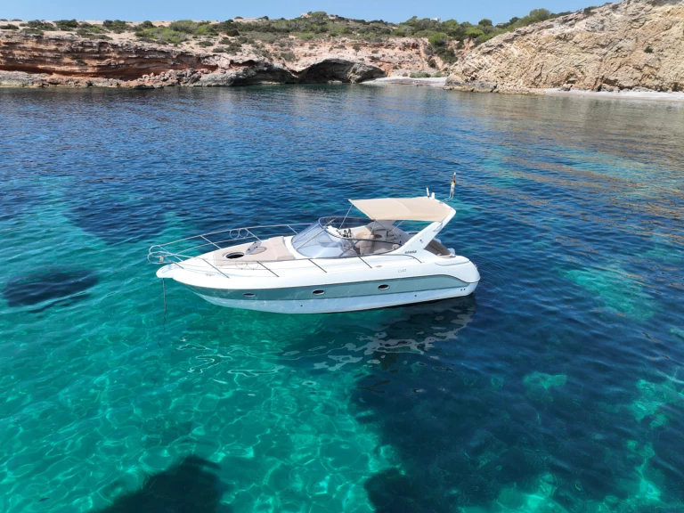 Wynajem Motorówka Jeanneau z patentem 