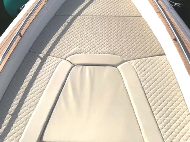 Wynajem Łódż półsztywna Bsc z patentem 