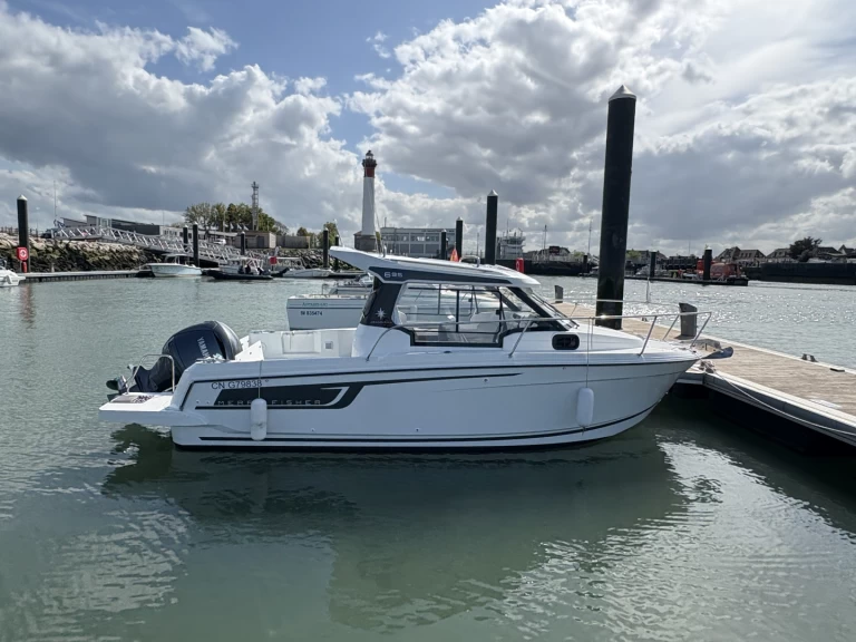 Wynajmij Jeanneau Merry Fisher 695 series2 w Ouistreham
