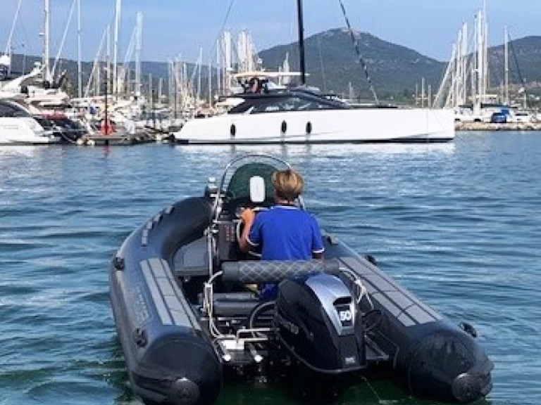 Wynajem łodzi 3D Tender 3D Tender 500 w Cogolin na SamBoat 