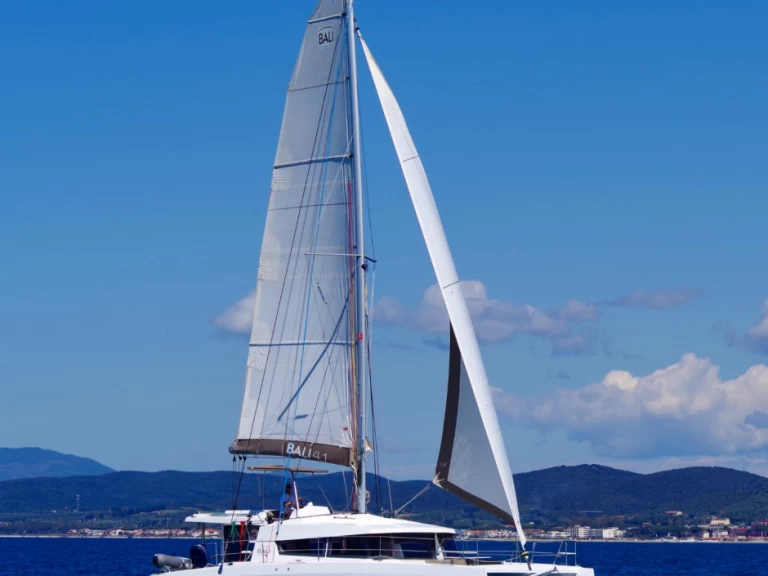 Katamaran do wynajmu w Siracusa w najlepszej cenie