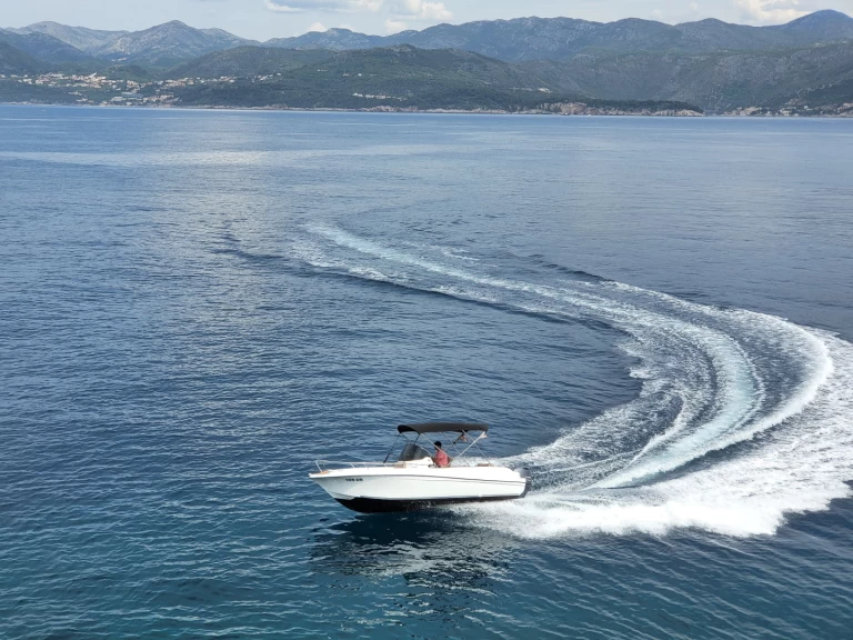 Wynajem łodzi Jeanneau Cap Camarat 6.5 CC w Dubrownik na SamBoat 