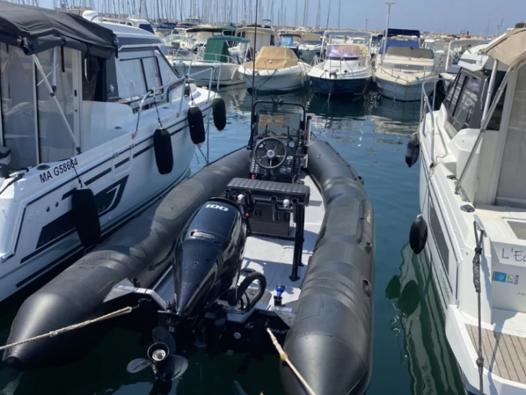 Wynajmij Tarpon AD 55 w Marsylia