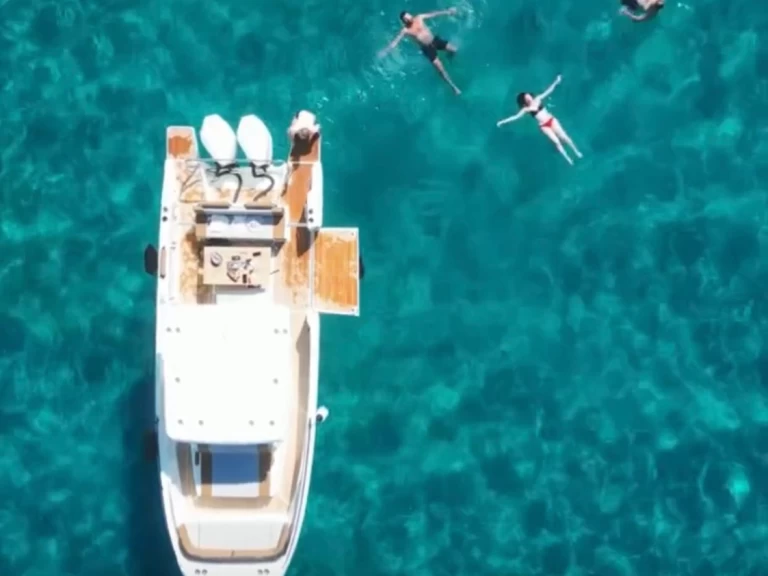 Wynajem łodzi Cannes tanio Flyer 9