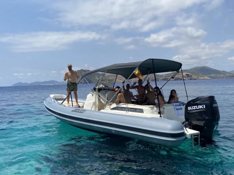 Wynajem Łódż półsztywna Joker Boat z patentem 