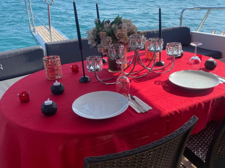 Wynajmij costom made vip w Beşiktaş