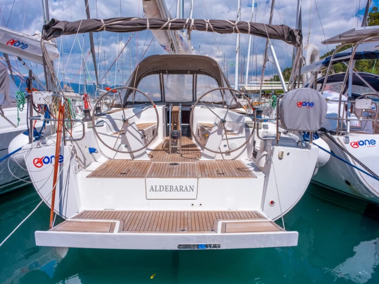 Wynajmij Żaglowiec z lub bez skippera Hanse w Fethiye