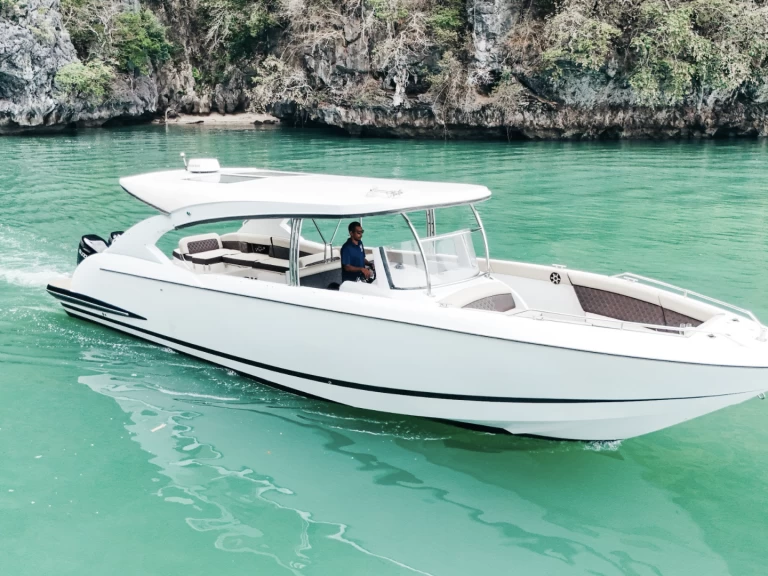 Wynajem łodzi Sport Cruiser 42ft w Phuket (City) na SamBoat 