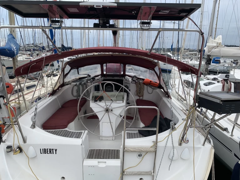 Wynajem Żaglowiec w Saint-Mandrier-sur-Mer - Bénéteau Oceanis 351 Clipper