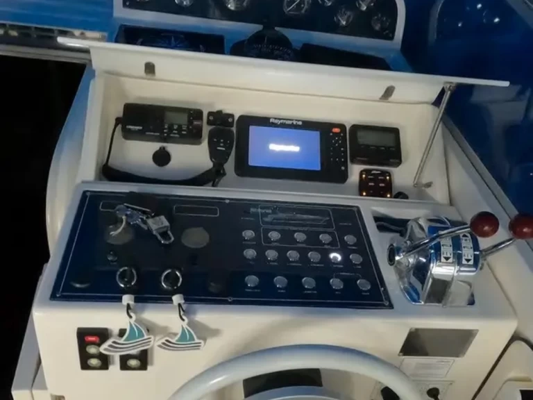 Wynajem Motorówka w Neapol - Fiart Fiart 36 Genius