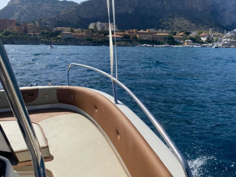 Wynajmij Trimarchi 57 S w Palermo