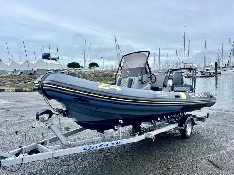 Wynajem łodzi Highfield Patrol 660 w La Rochelle na SamBoat 