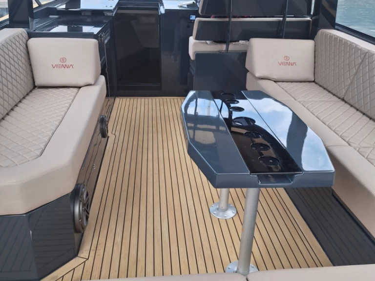 Wynajem łodzi Colnago Colnago 40 w Split na SamBoat 