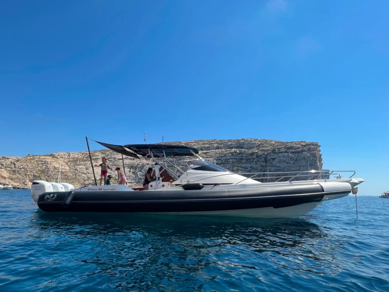Wynajem łodzi Valletta tanio Nuova Jolly Prince 38 Sport Cabin