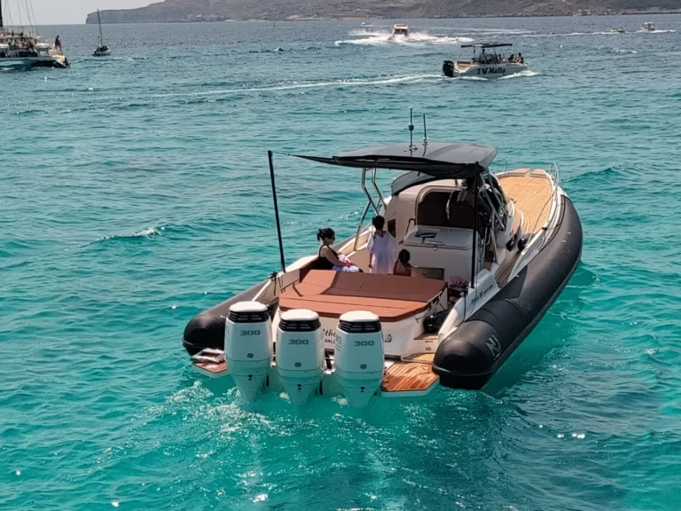 Wynajem Motorówka w Valletta - Nuova Nuova Jolly Prince 38 Sport Cabin