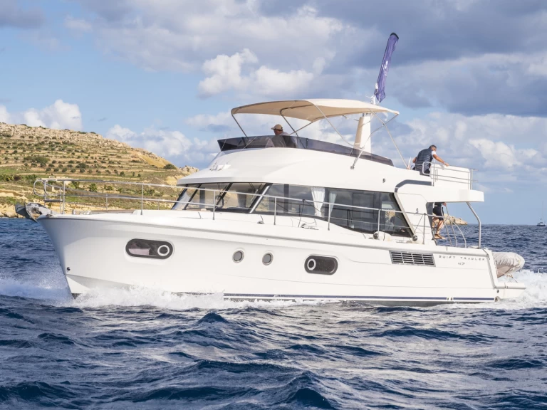 Wynajmij Motorówka z lub bez skippera Bénéteau w Imsida