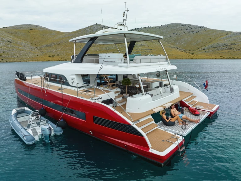 Luksusowy jacht do wynajmu w Split w najlepszej cenie