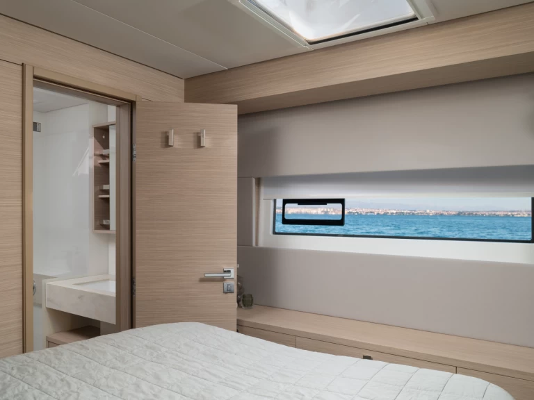 Wynajem łodzi Split tanio Lagoon 60