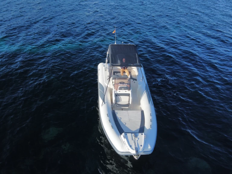 Wynajmij Łódż półsztywna z lub bez skippera Bsc w Santa Eularia des Riu