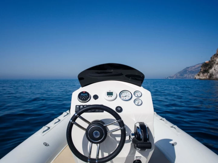 Callegari 550 między profesjonalistami a osobami prywatnymi w Porto di Salerno