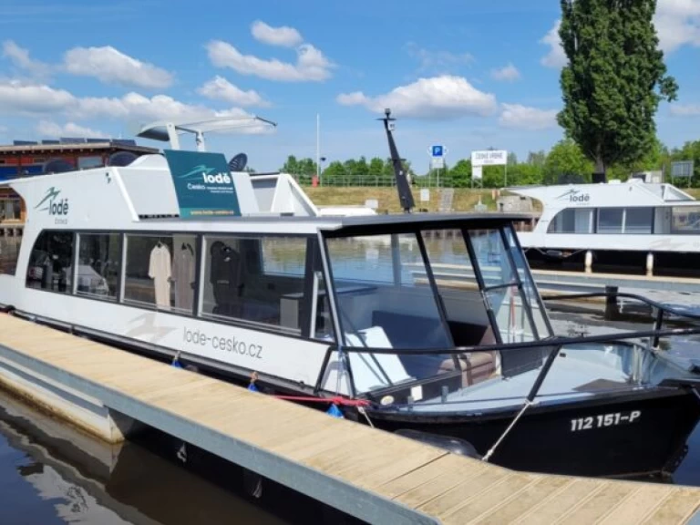 Wynajem łodzi České Vrbné tanio YB35