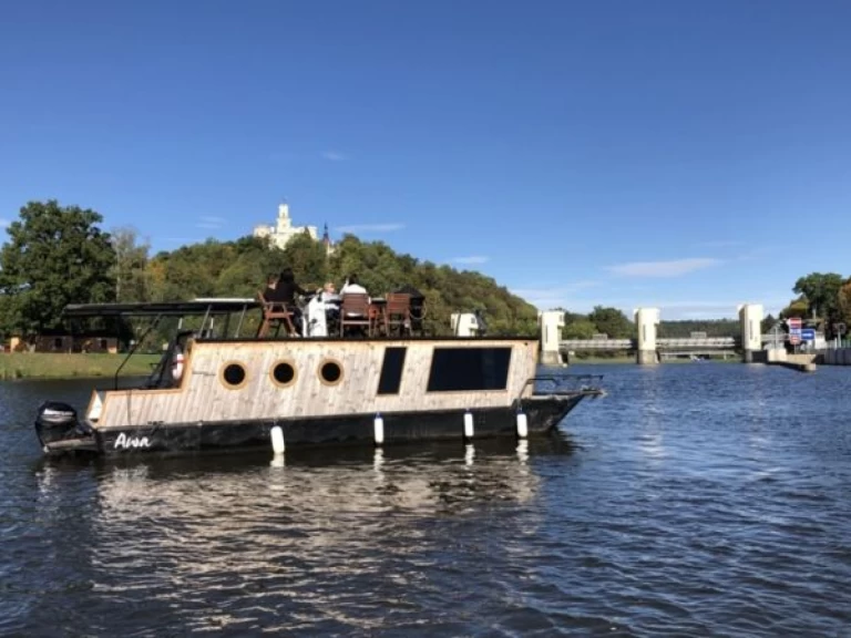 Wynajem Motorówka Traweller z patentem 