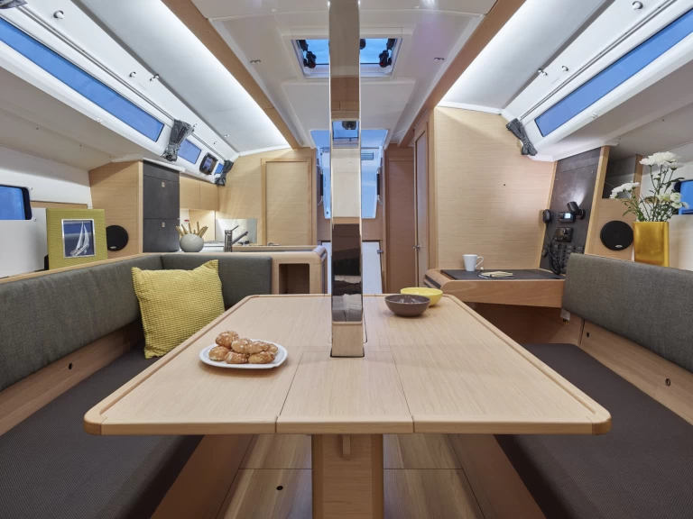 Wynajem Żaglowiec w Sitges - Jeanneau Sun Odyssey 349