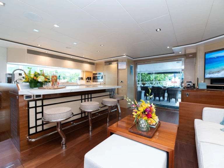 Horizon MUCHO GUSTO między profesjonalistami a osobami prywatnymi w Nassau