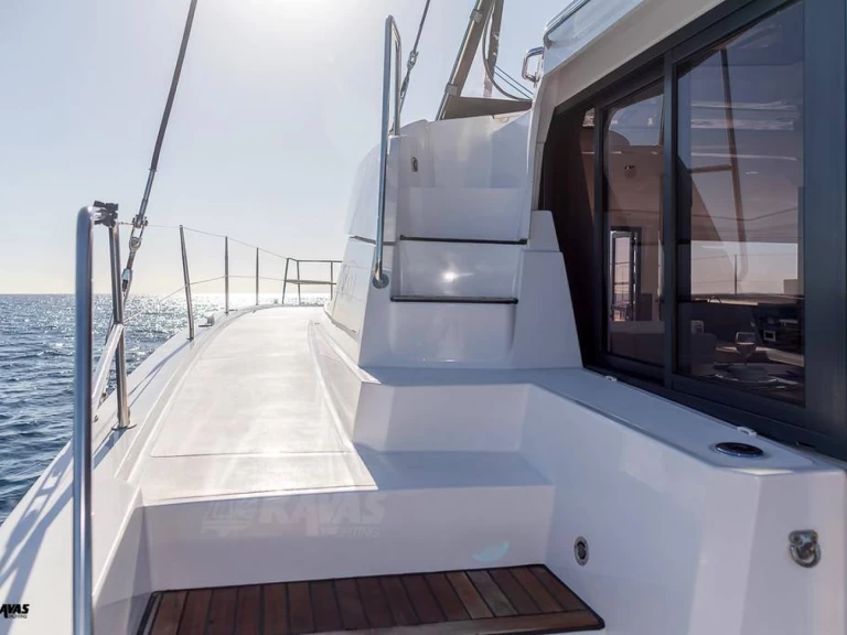 Wynajmij Bali Bali 4.2 w Alimos