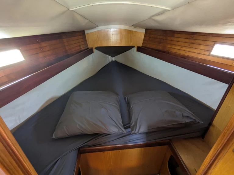 Wynajem łodzi Bénéteau Oceanis 320 w Port de Penerf na SamBoat 