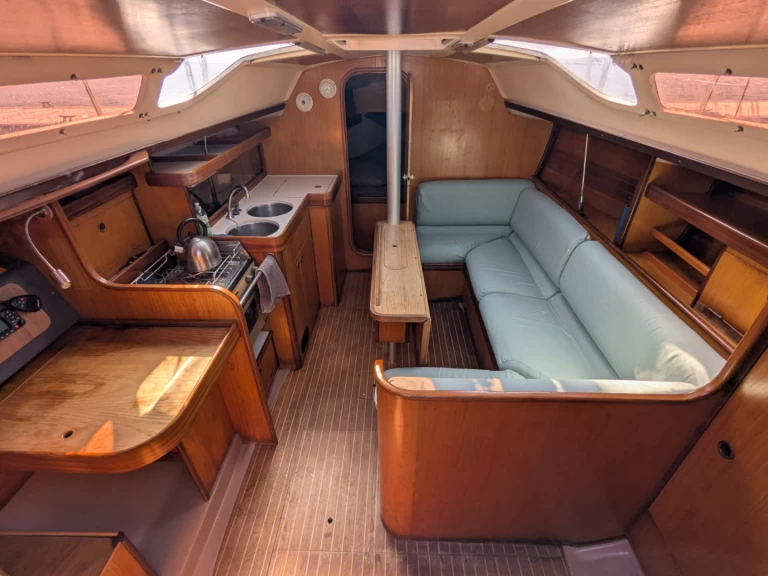 Wynajmij Żaglowiec z lub bez skippera Bénéteau w Port de Penerf