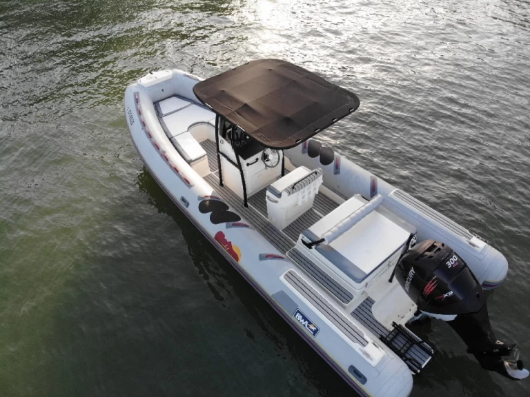 Wynajem Łódż półsztywna w Lège-Cap-Ferret - Bwa Bwa 750